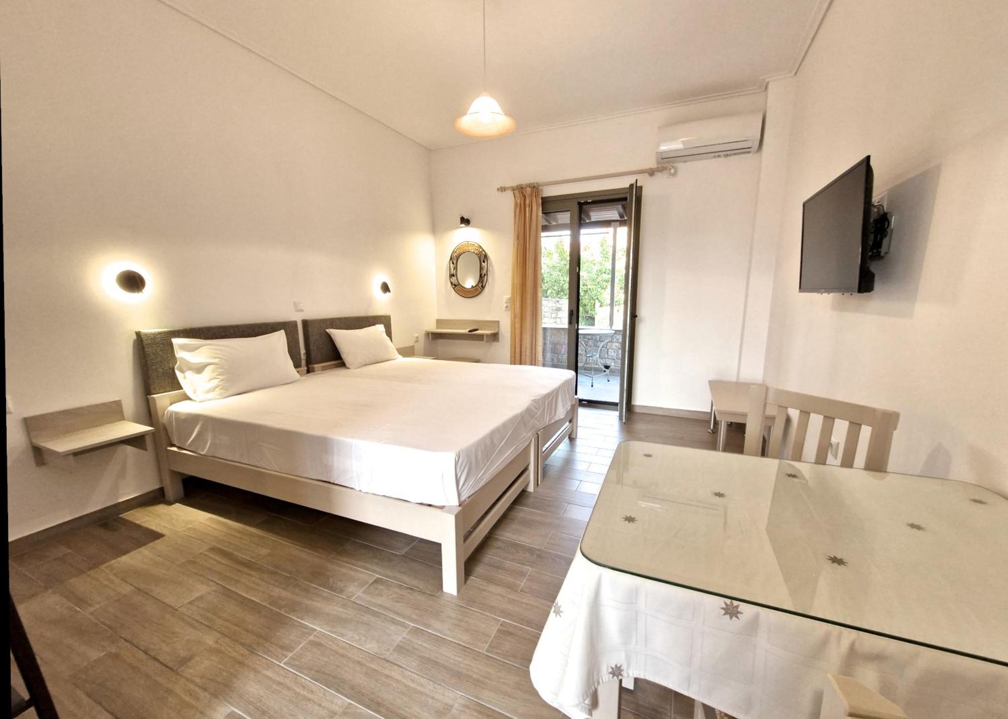 Anna Maria Studios Agios Nikolaos  Exteriör bild